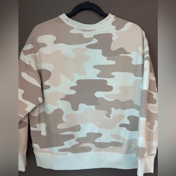 Eddie Bauer Petite Medium Pullover - Picture 3 of 10